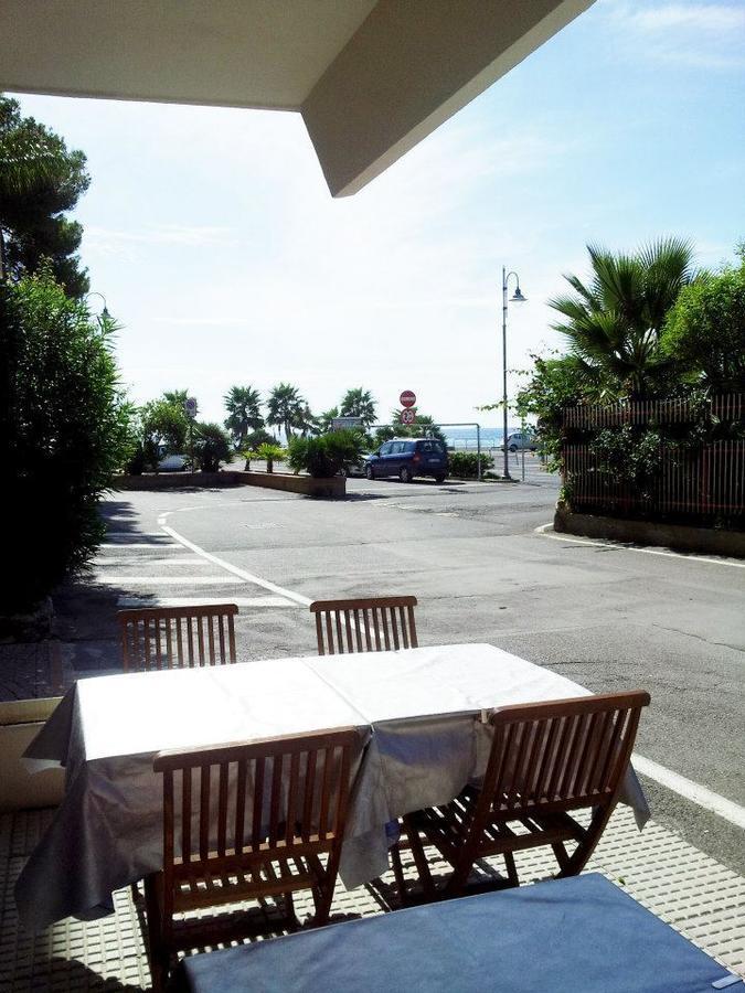 Hotel Le Nereidi Cervo Exterior photo